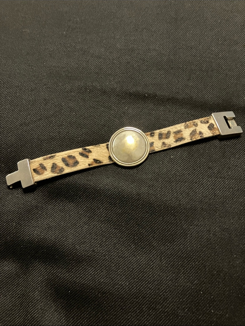 Magnetic Animal Print Bracelet
